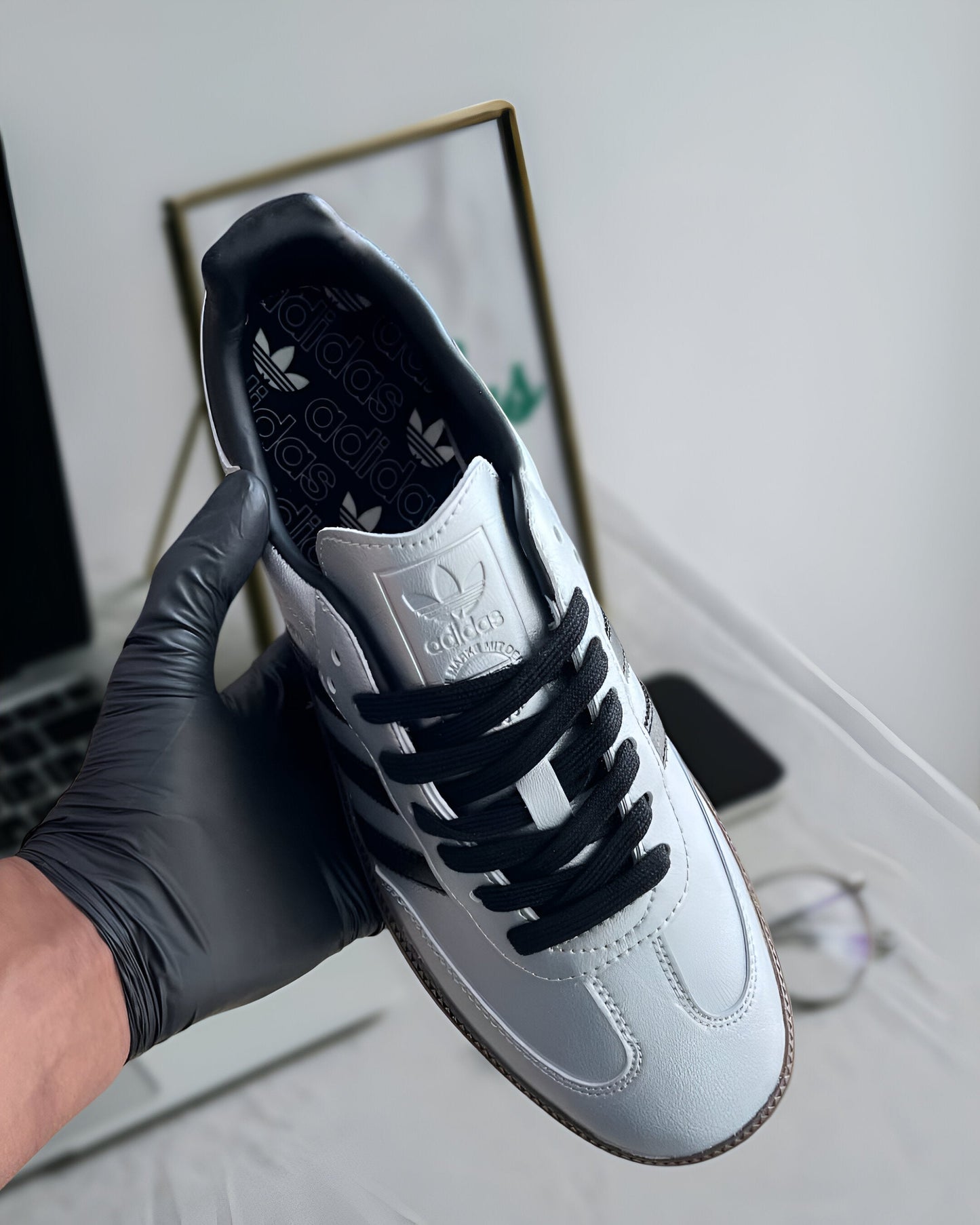 ADIDAS SAMBA OG SILVER METALLIC BLACK GUM