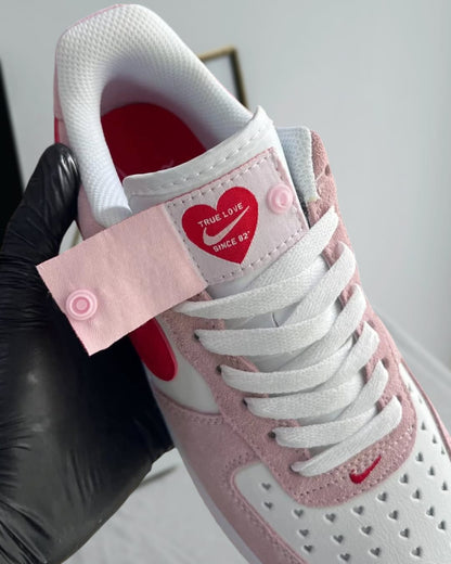 AIR FORCE 1 LOW ’07 QS ‘VALENTINE’S DAY LOVE LETTER’