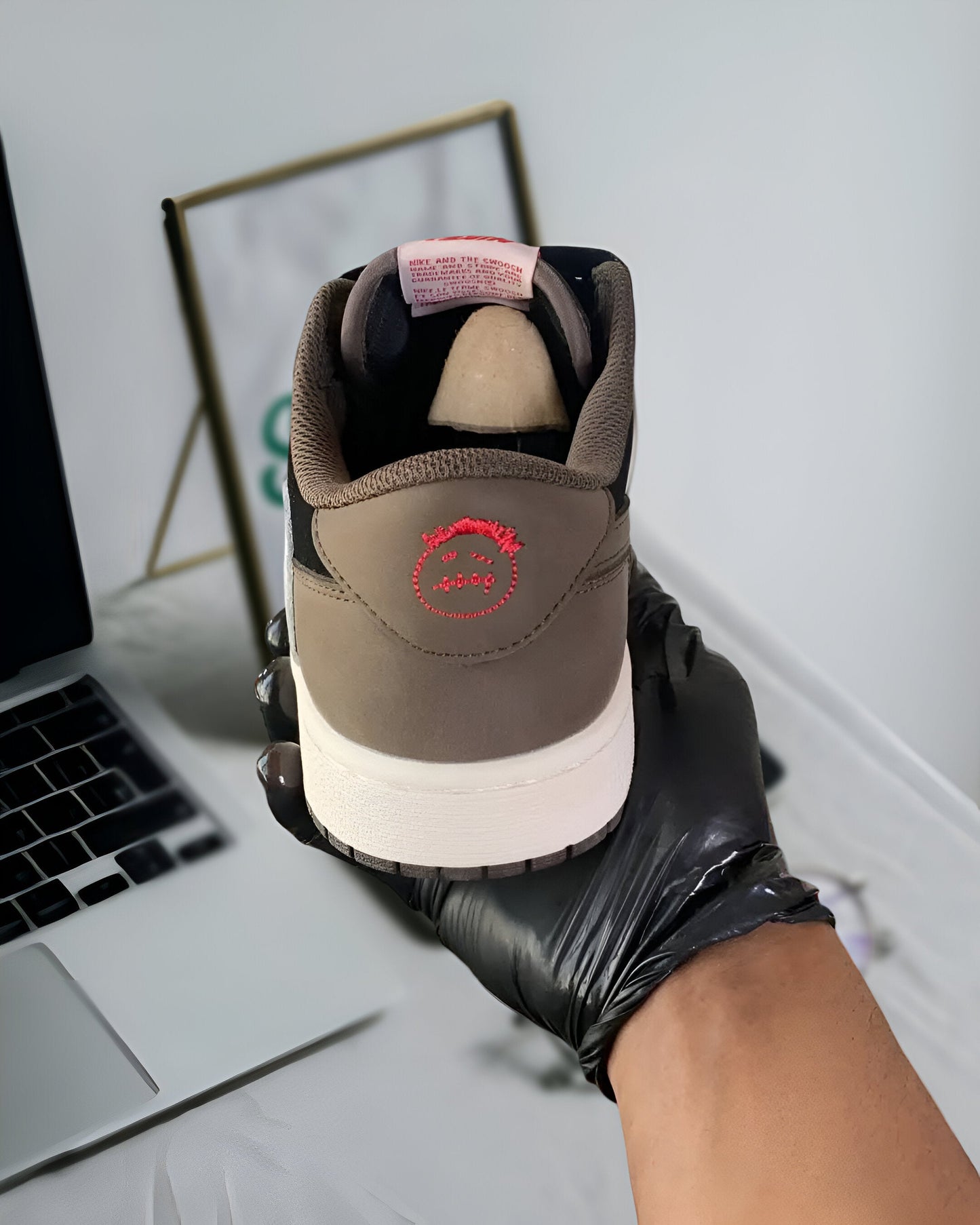 JORDAN 1 RETRO LOW OG SP TRAVIS SCOTT MOCHA