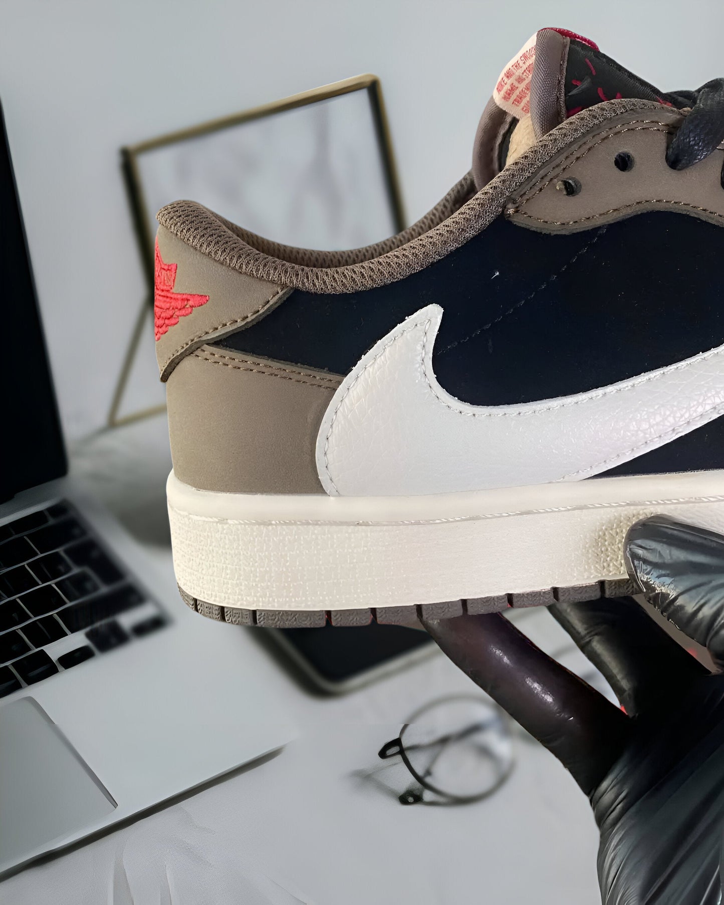 JORDAN 1 RETRO LOW OG SP TRAVIS SCOTT MOCHA