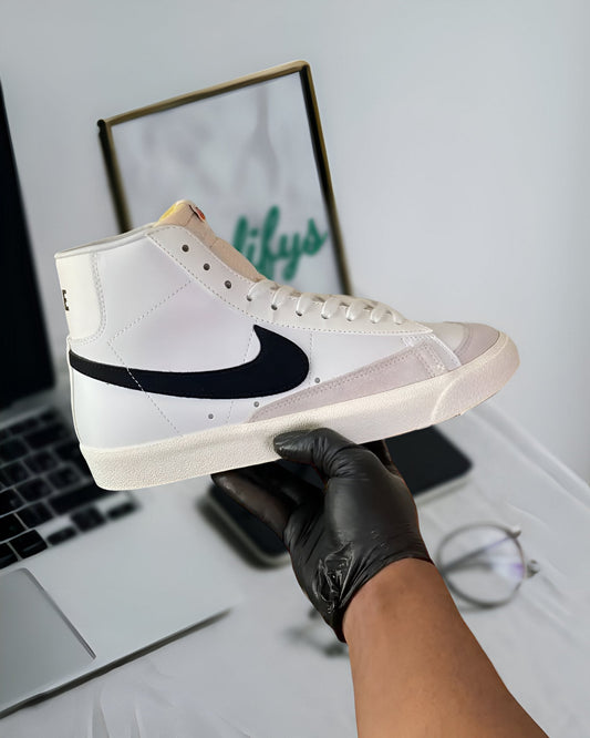 NIKE BLAZER MID 77 VINTAGE WHITE BLACK