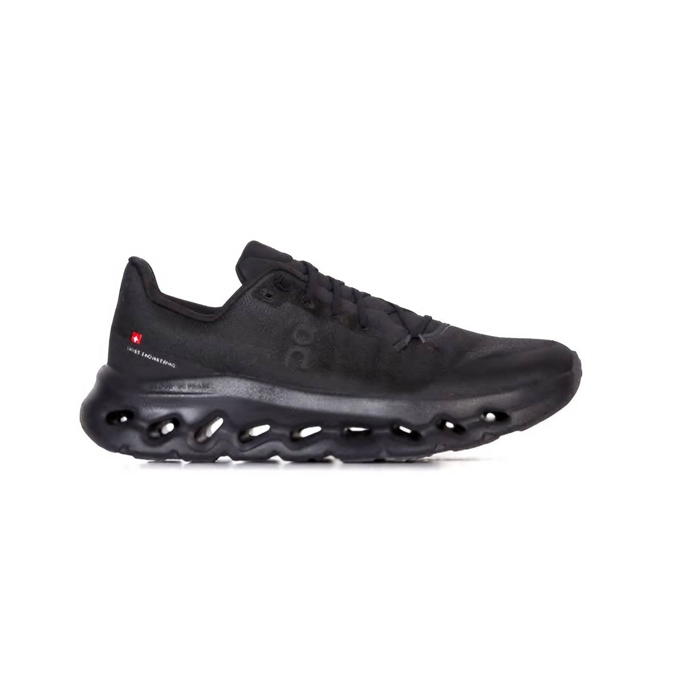 ON RUNNING CLOUDTILT BLACK ECLIPSE