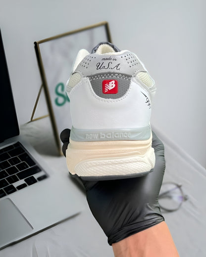 NEW BALANCE 990V3 MIUSA TEDDY SANTIS “SEA SALT”