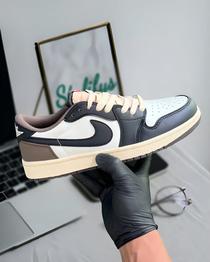 AIR JORDAN 1 RETRO LOW OG MOCHA