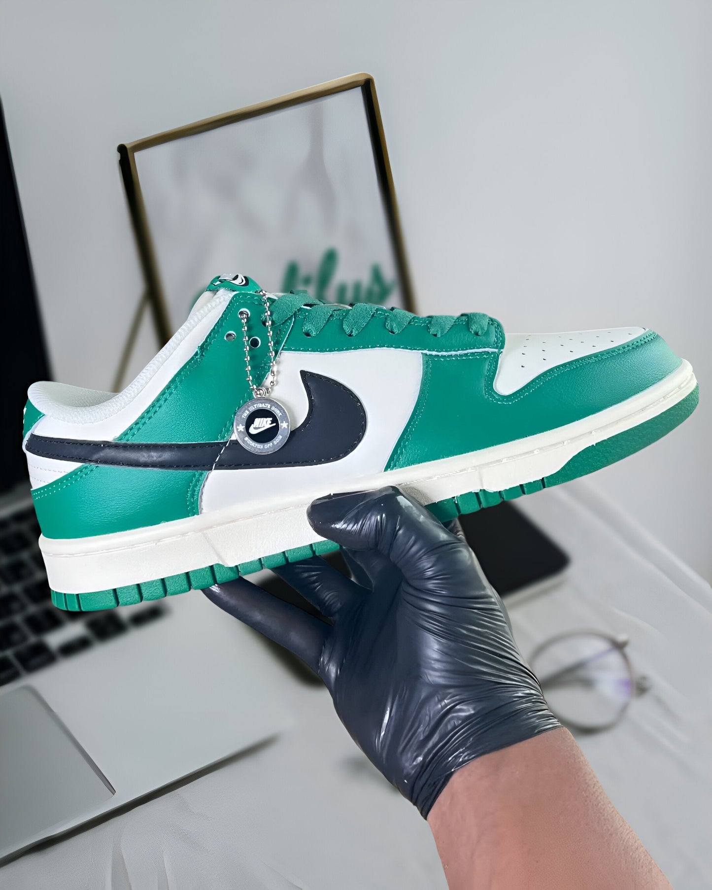 NIKE DUNK LOW SE LOTTERY PACK MALACHITE GREEN