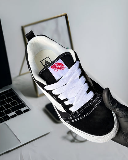 VANS KNU SKOOL BLACK WHITE
