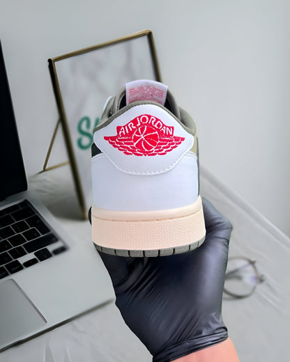 TRAVIS SCOTT X JORDAN 1 LOW MEDIUM OLIVE