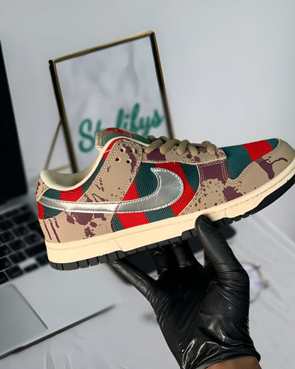 NIKE SB DUNK LOW "FREDDY KRUEGER