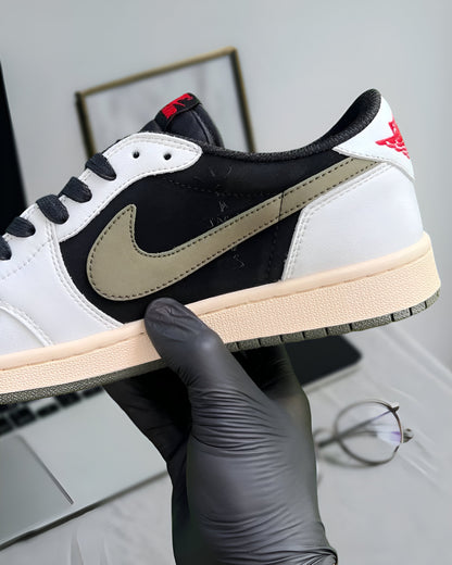 JORDAN 1 RETRO LOW OG SP TRAVIS SCOTT OLIVE
