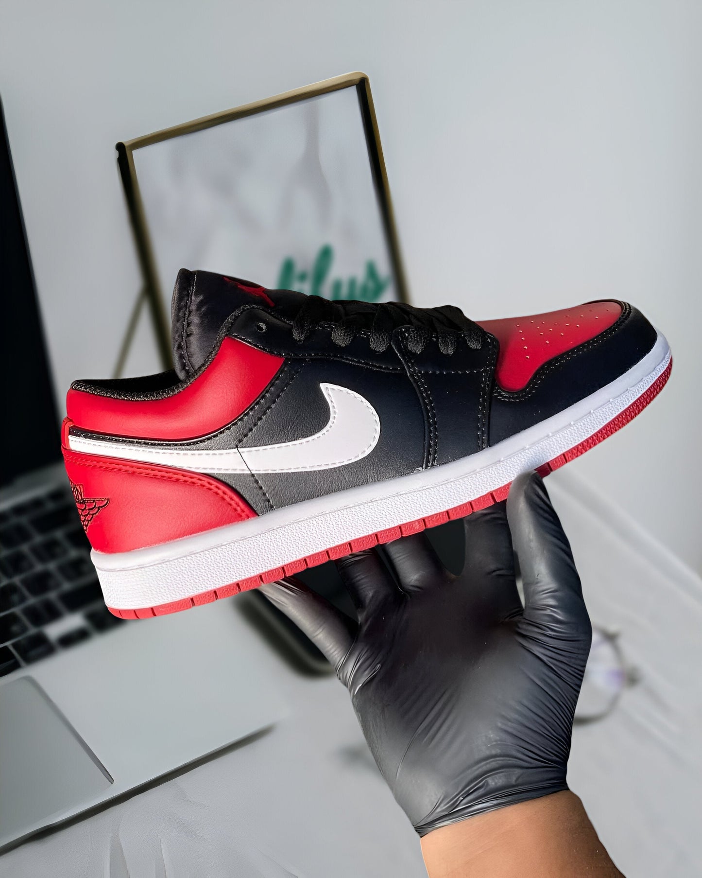 JORDAN 1 LOW ALTERNATE BRED TOE