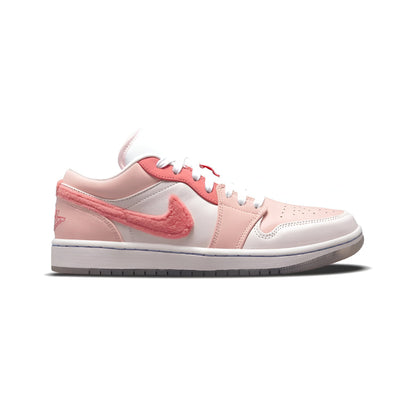 JORDAN 1 LOW SEMIGHTY SWOOSHERS PINK