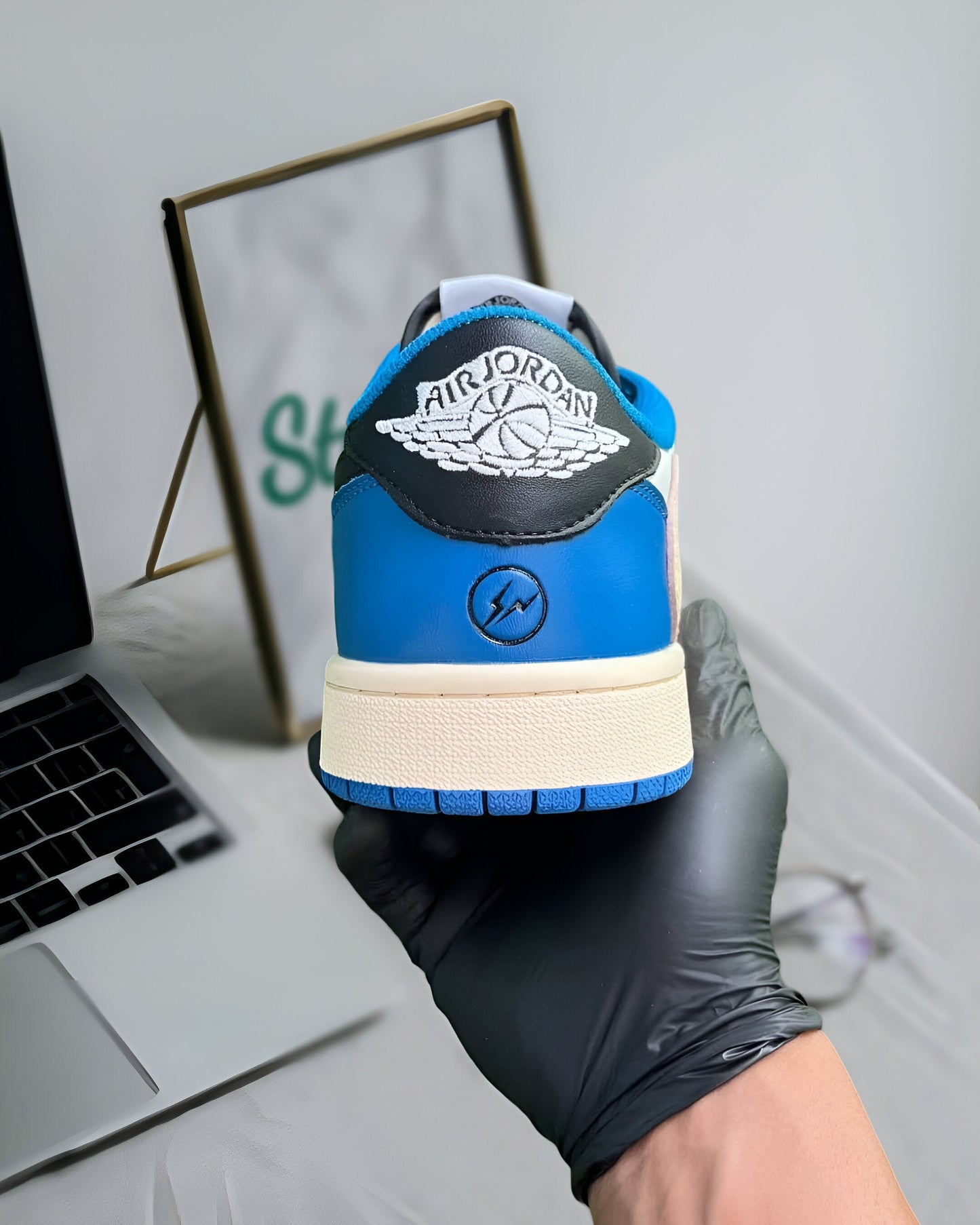 JORDAN 1 RETRO LOW OG SP FRAGMENT X TRAVIS SCOTT