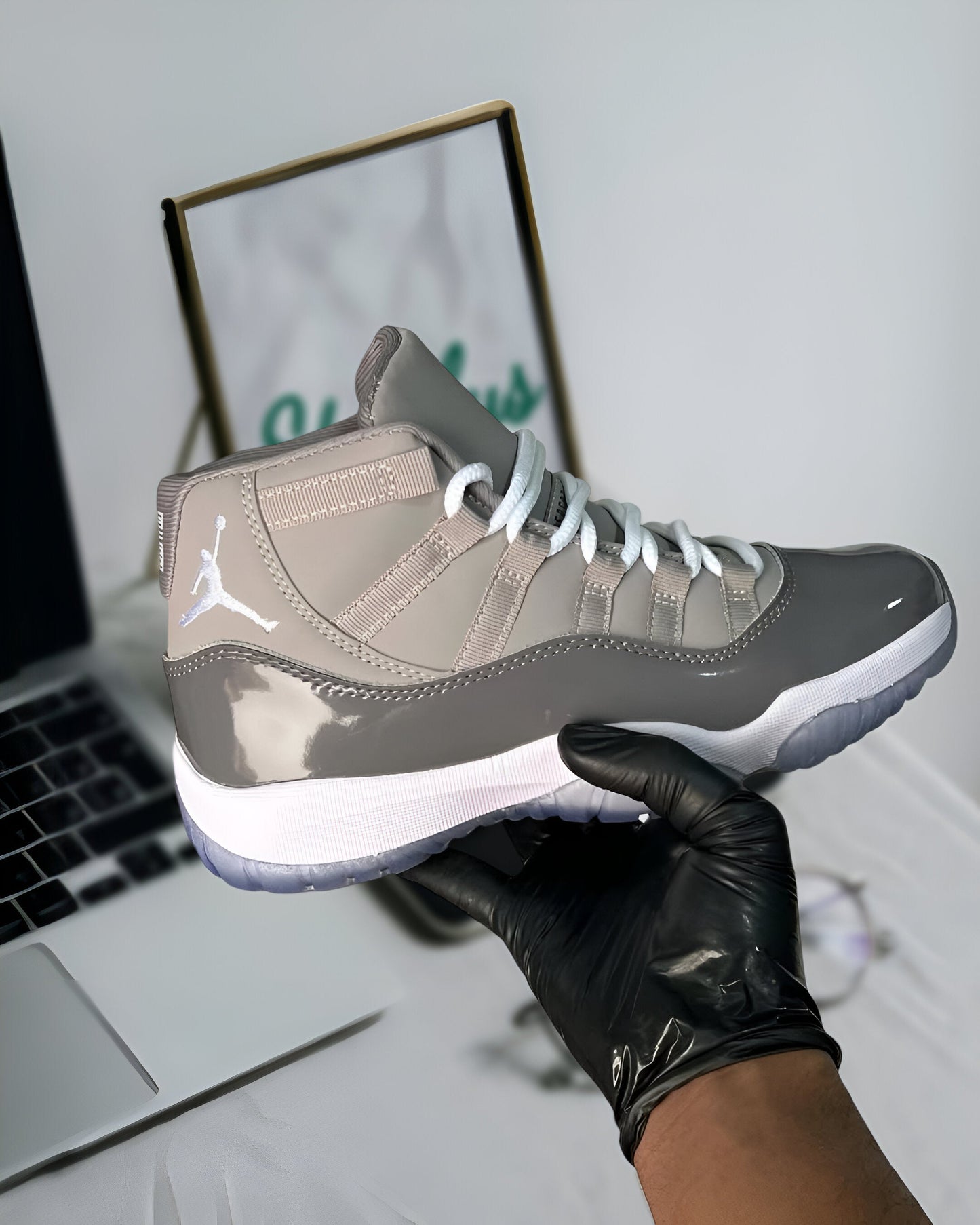 JORDAN 11 RETRO COOL GREY