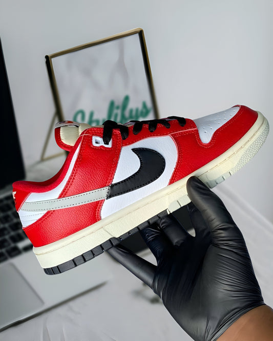 NIKE DUNK LOW CHICAGO SPLIT