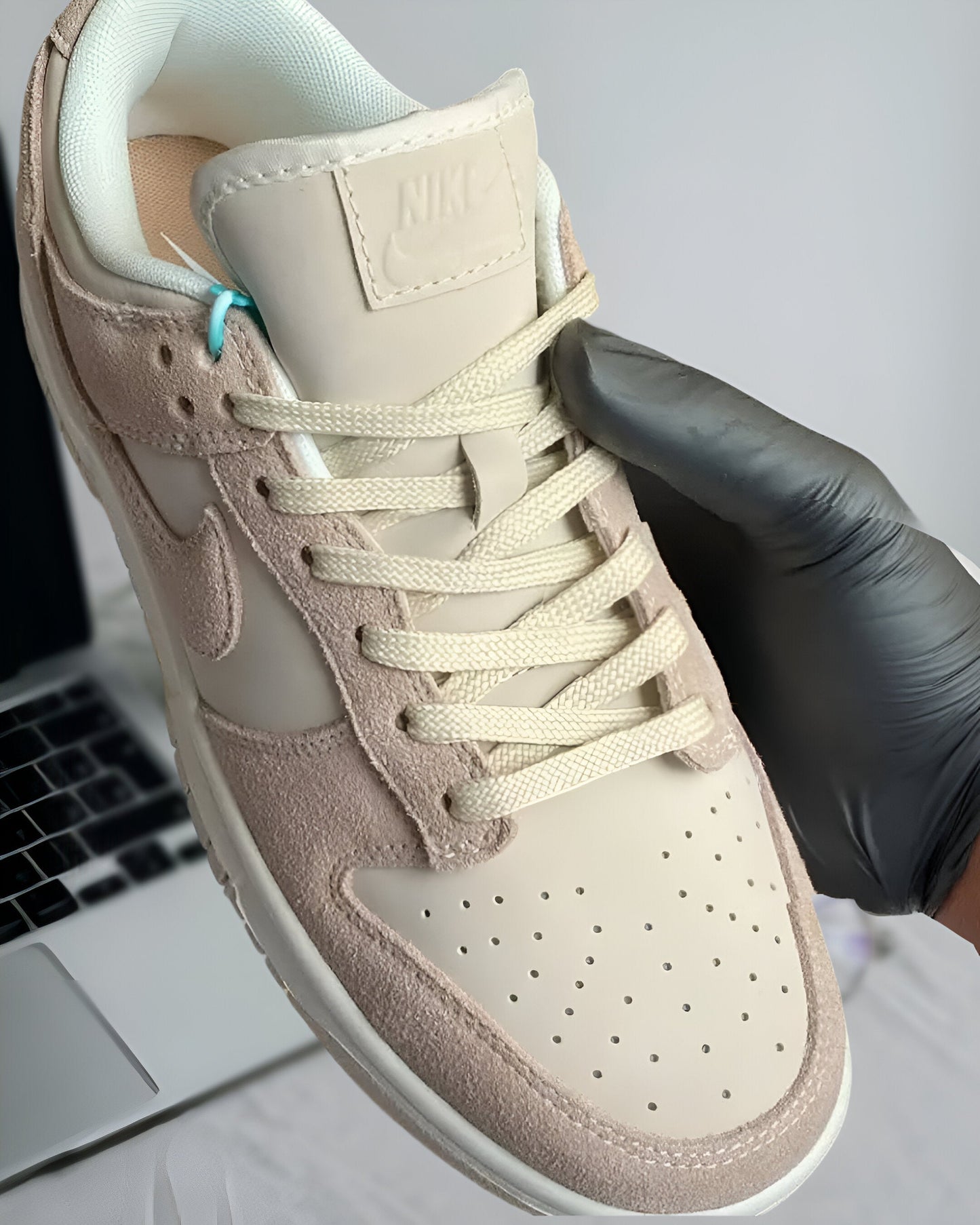 NIKE DUNK LOW SE SANDDRIFT