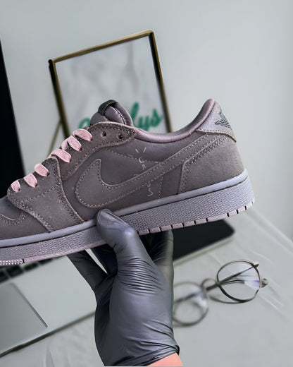 JORDAN X TRAVIS SCOTT AIR JORDAN 1 LOW OG VELVET BROWN