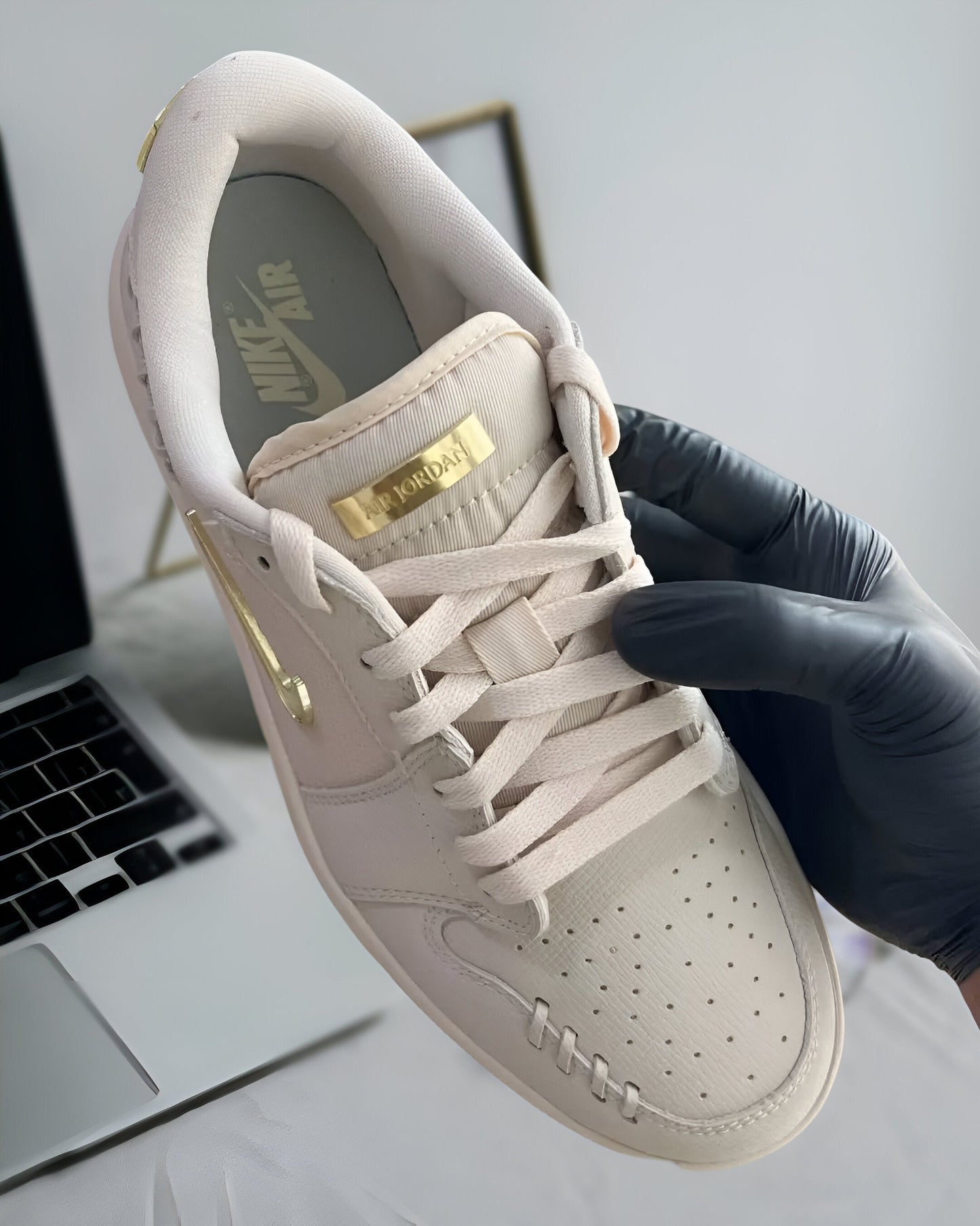 JORDAN 1 LOW METHOD OF MAKE LEGEND "LIGHT BROWN"