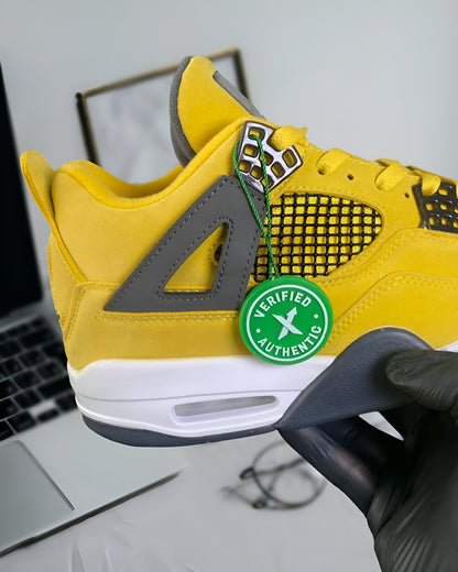 JORDAN 4 RETRO LIGHTNING