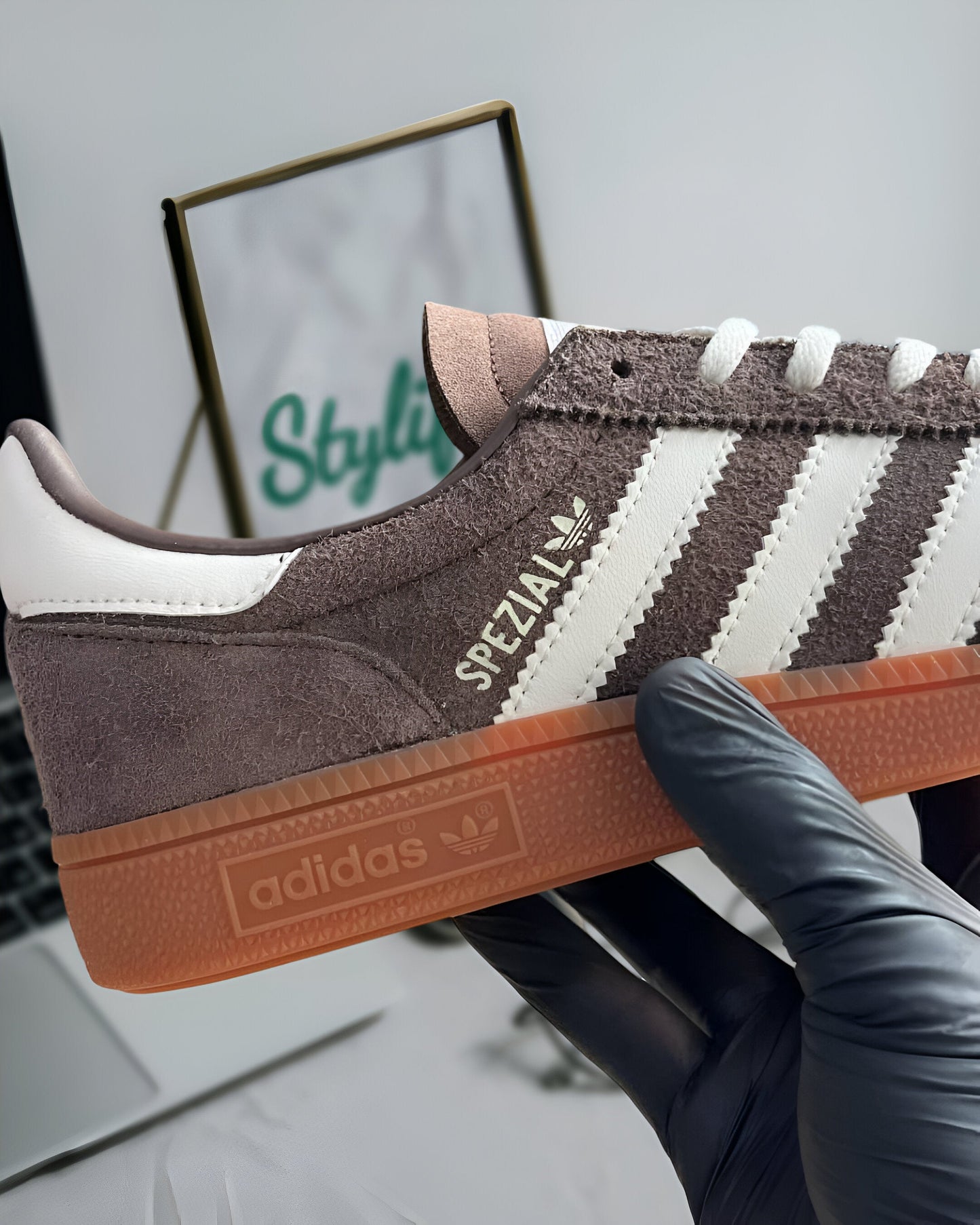 ADIDAS SPEZIAL EARTH STRATA GUM