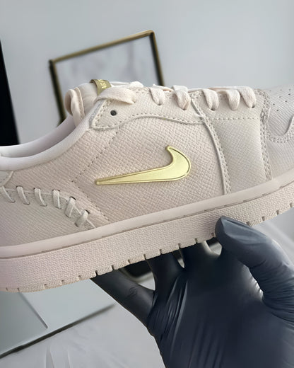 JORDAN 1 LOW METHOD OF MAKE LEGEND "LIGHT BROWN"