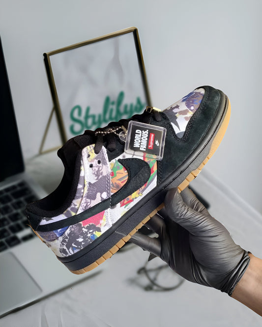NIKE SB DUNK LOW SUPREME RAMMELLZEE