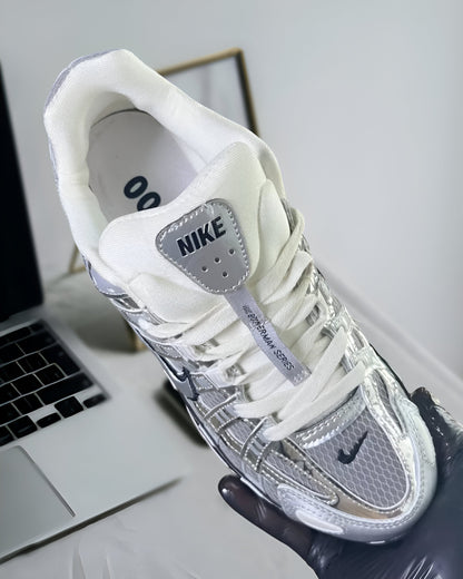 NIKE P-6000 METALLIC SILVE