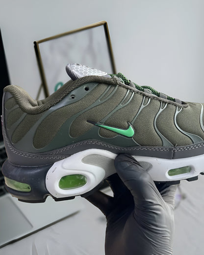 NIKE AIR MAX PLUS 3M “TWILIGHT MARSH”