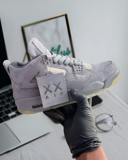 JORDAN 4 RETRO KAWS