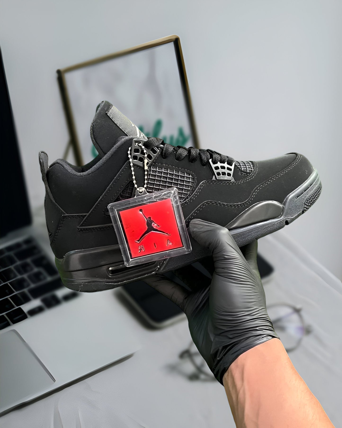 JORDAN 4 RETRO BLACK CAT