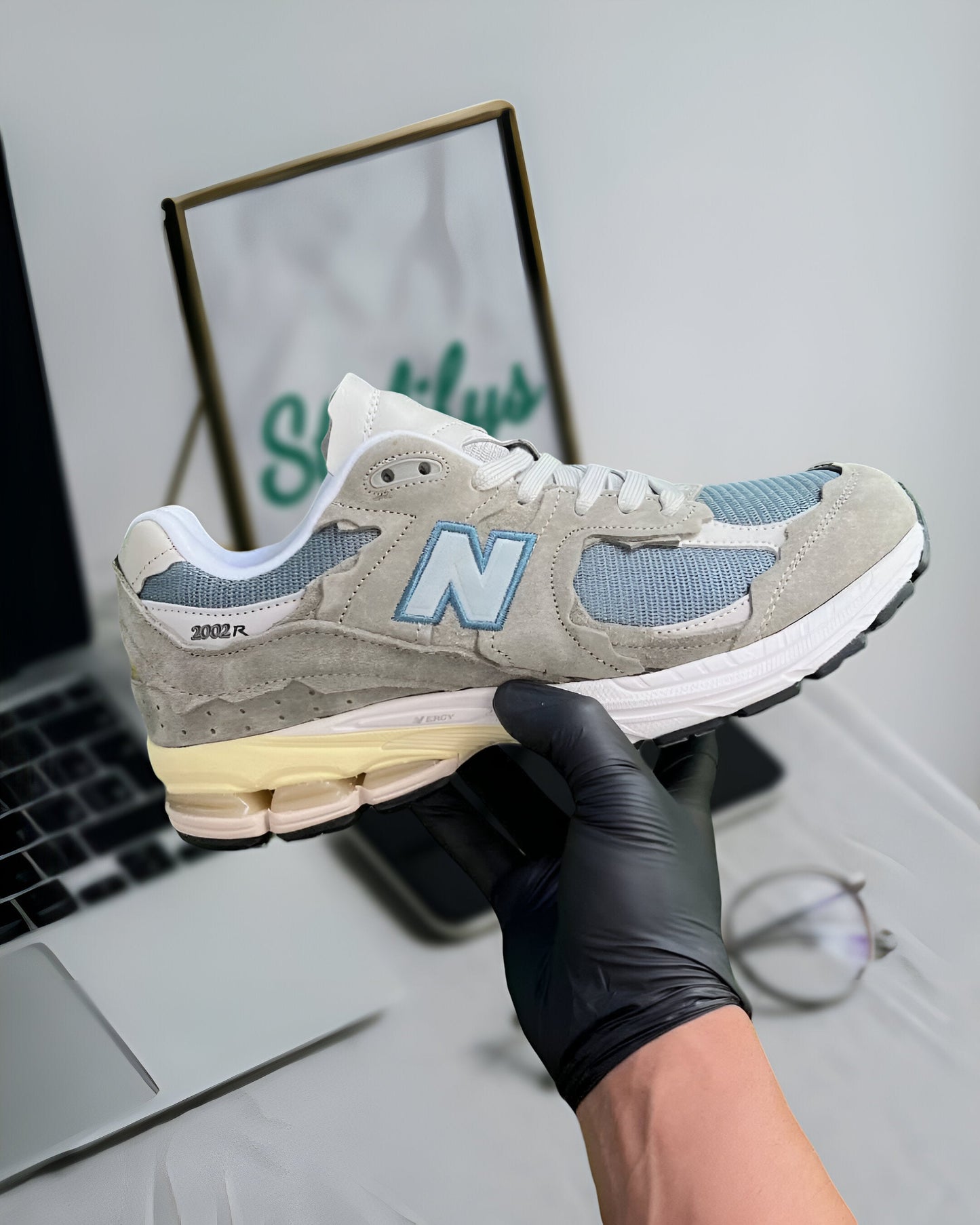 NEW BALANCE 2002R PROTECION PACK “MIRRAGE GREY”