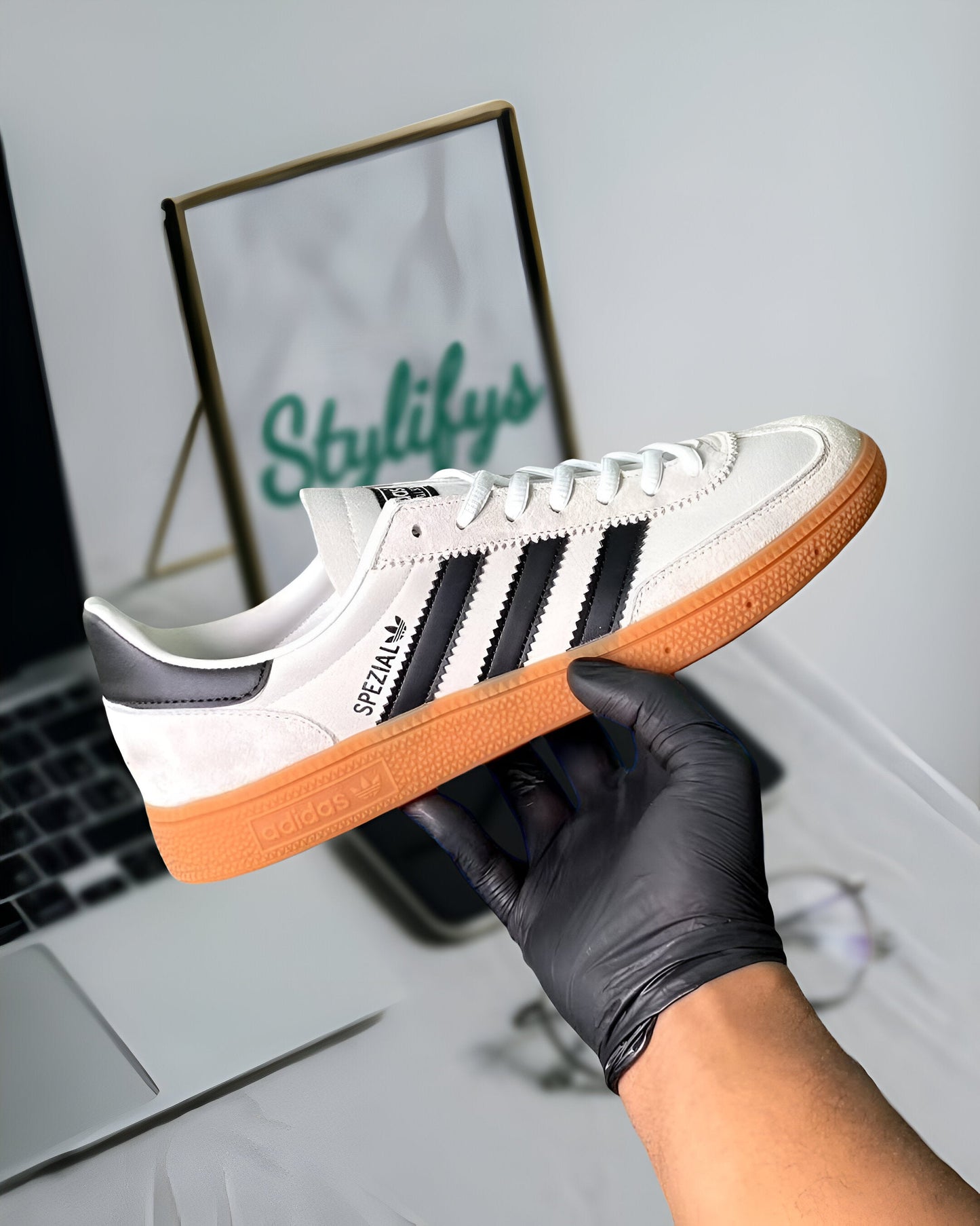 ADIDAS HANDBALL SPEZIAL ALUMINUM CORE BLACK (WOMEN'S)