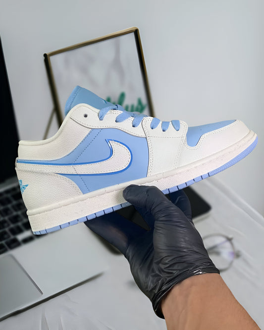 JORDAN 1 LOW SE REVERSE ICE BLUE