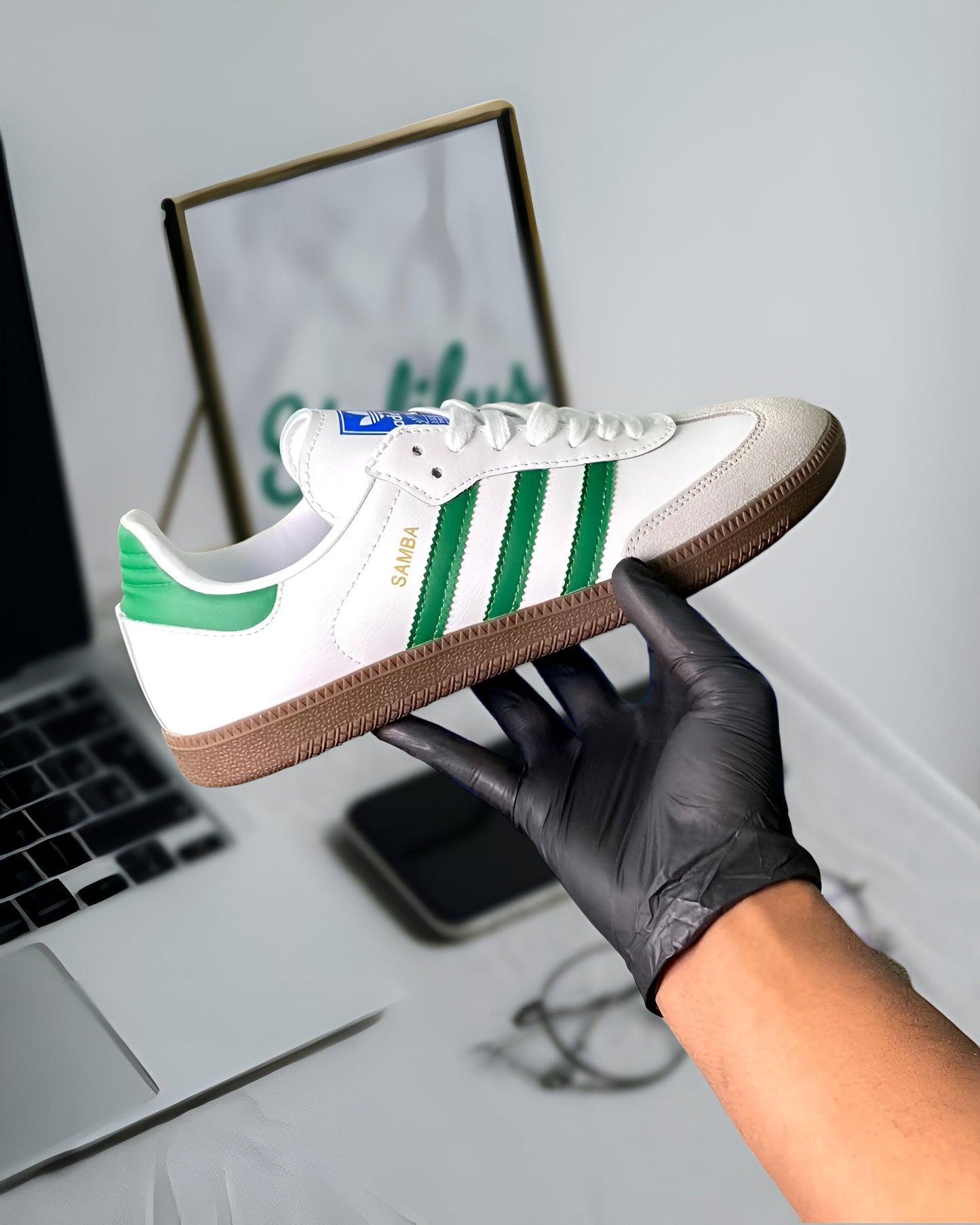 ADIDAS SAMBA OG  GREEN AND WHITE