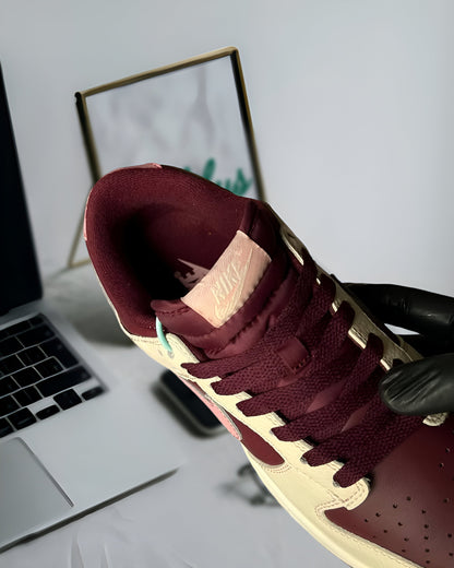 NIKE DUNK LOW RETRO PRM VALENTINE'S DAY