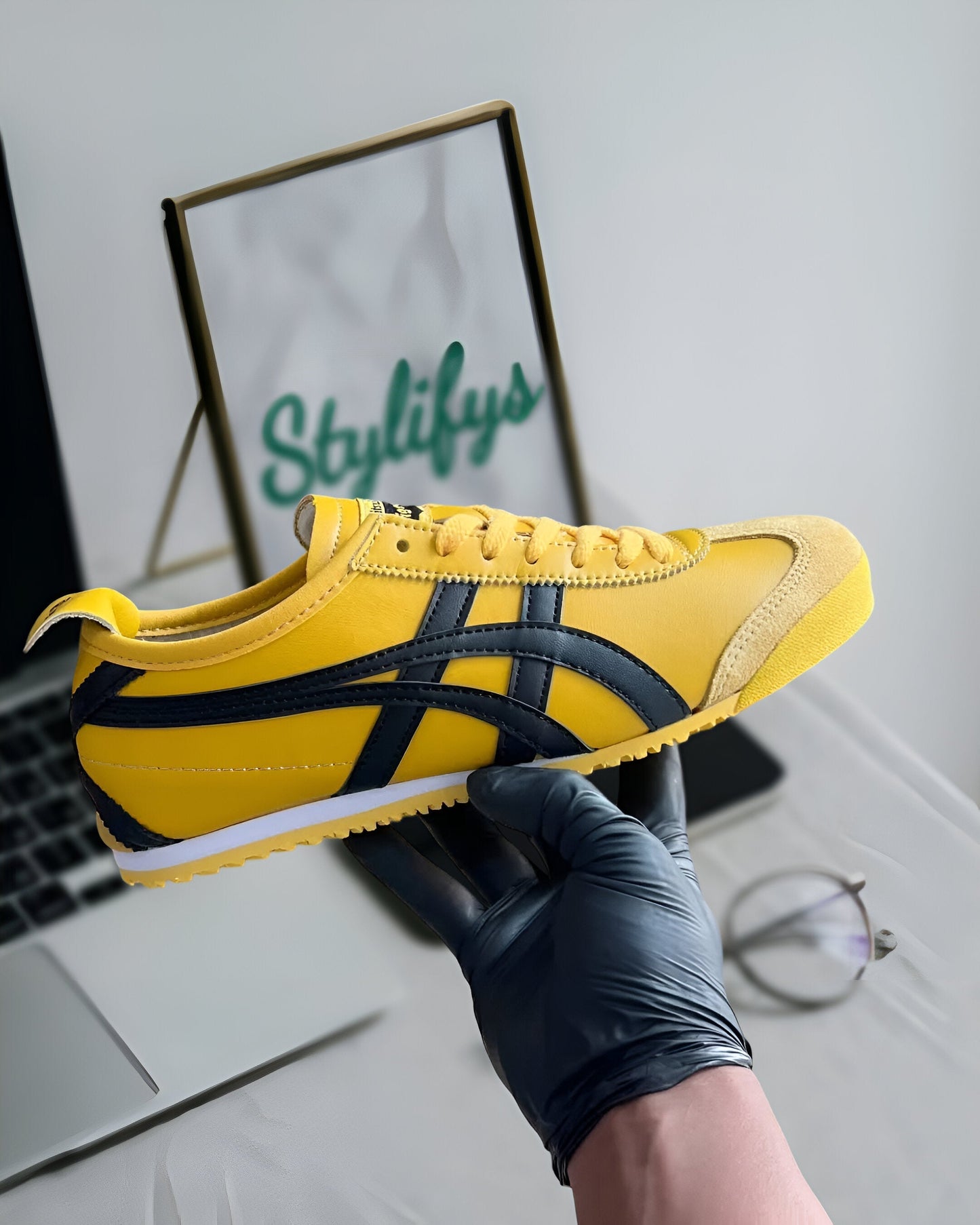 ONITSUKA TIGER MEXICO 66 KILL BILL