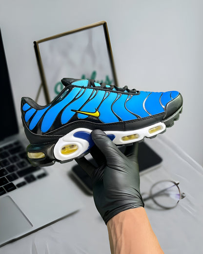 NIKE AIR MAX PLUS OG HYPER BLUE