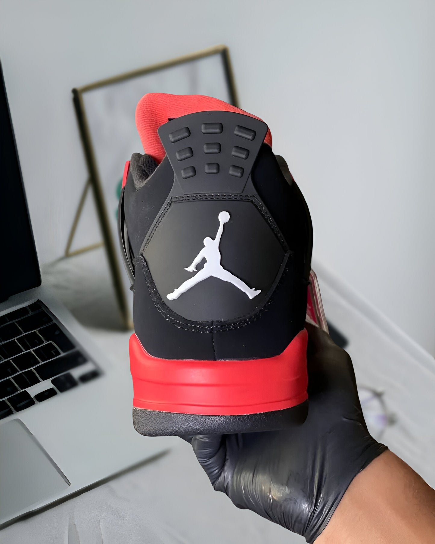 JORDAN 4 RETRO RED THUNDER