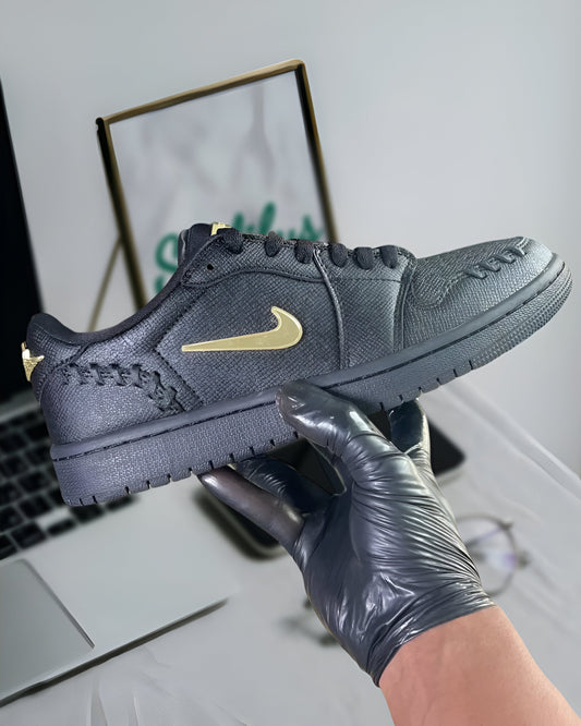 JORDAN 1 LOW METHOD OF MAKE BLACK "METALLIC GOLD"