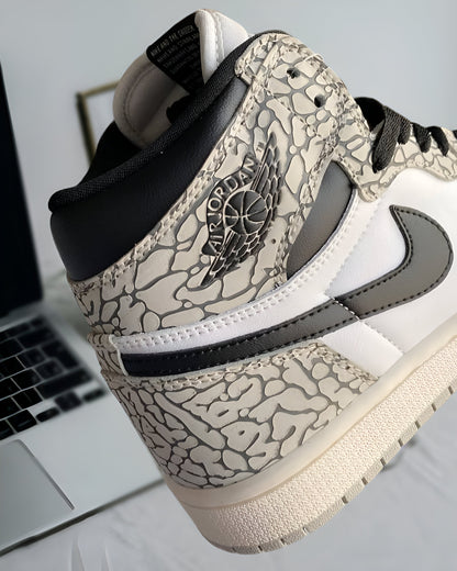 JORDAN 1 RETRO HIGH OG WHITE CEMENT