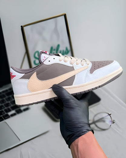 JORDAN 1 RETRO LOW OG SP TRAVIS SCOTT REVERSE MOCHA