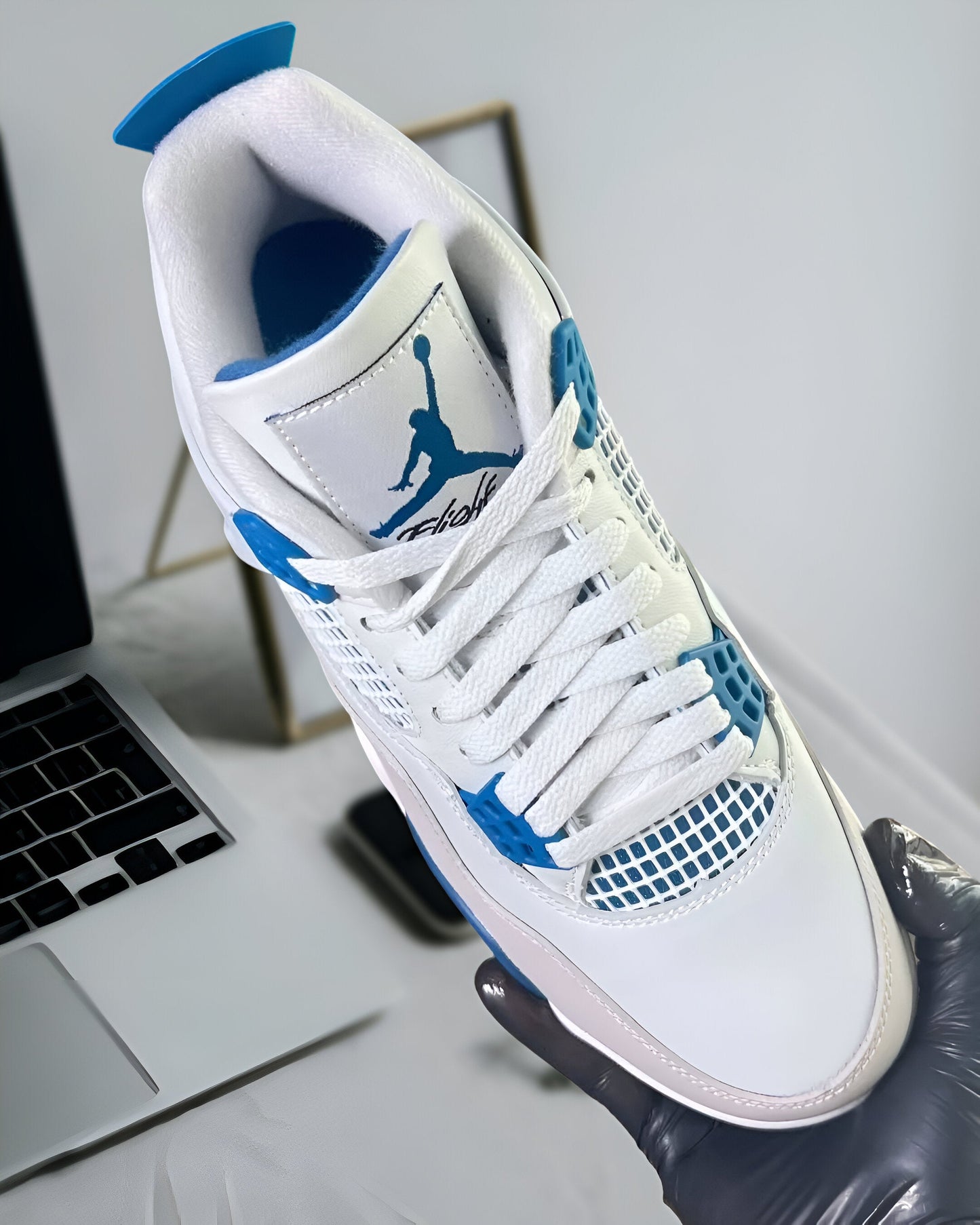 JORDAN 4 RETRO MILITARY BLUE