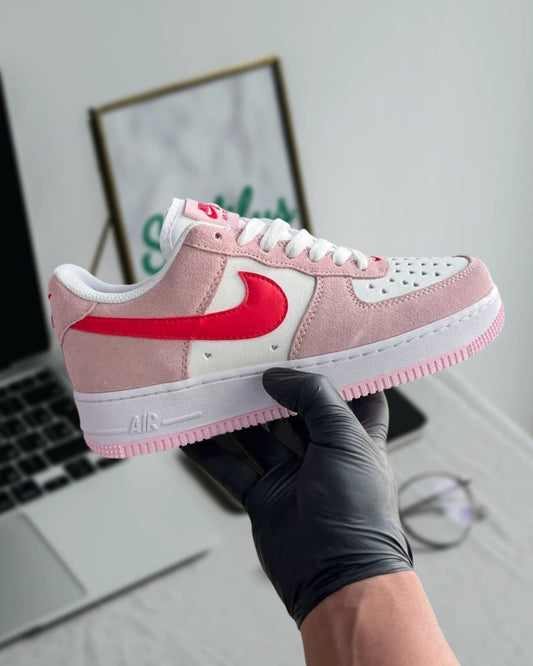 AIR FORCE 1 LOW ’07 QS ‘VALENTINE’S DAY LOVE LETTER’