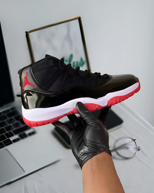 JORDAN 11 RETRO PLAYOFFS BRED (2019)